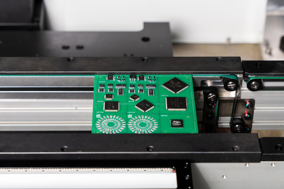 TS10 SMT Pick And Place Machine 10 голов 100 питателей 01005 Поддержка высокой скорости