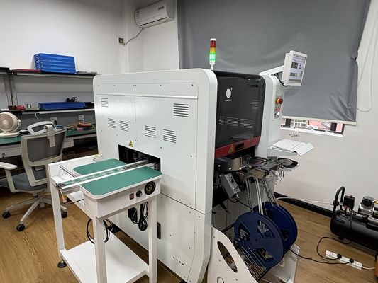 Компактная промышленная SMD-машина для сбора и размещения микросхем TC06