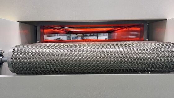 Промышленная ИР-печь для отверждения с 6 зонами нагрева 280°C Максимальная температура и управление PID для сушки наклеек покрытий краски